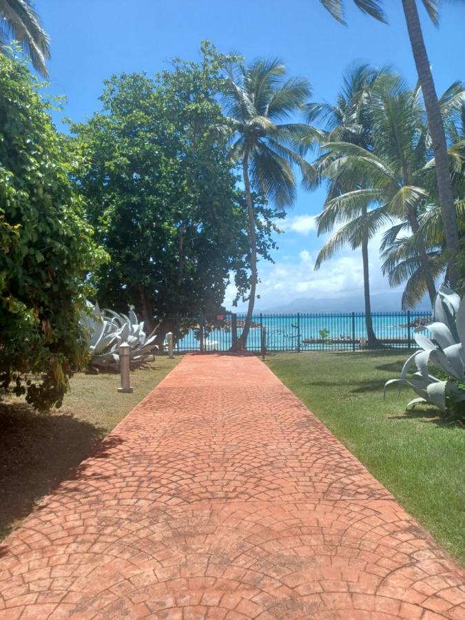 Superbe Appartement En Duplex En Residence - Caye D'Argent Le Gosier  Exteriör bild